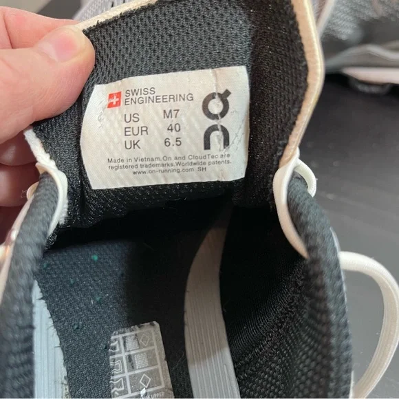 ON Running Cloudsurfer Men's US 7 Gray White Running Shoes Sneakers CloudTec - Picture 5 of 13